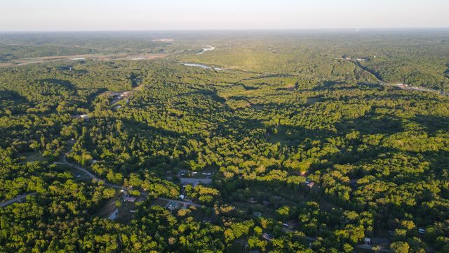 601 Pumpkin Ridge Rd, Dover, TN 37058