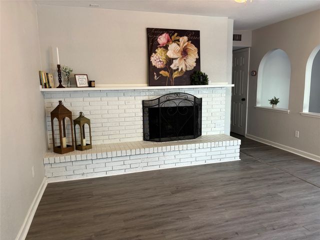 5036 Avery Lane, The Colony, TX 75056