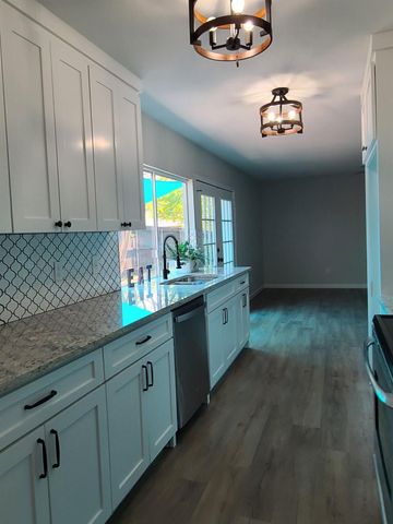 5036 Avery Lane, The Colony, TX 75056