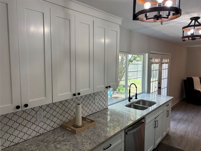 5036 Avery Lane, The Colony, TX 75056