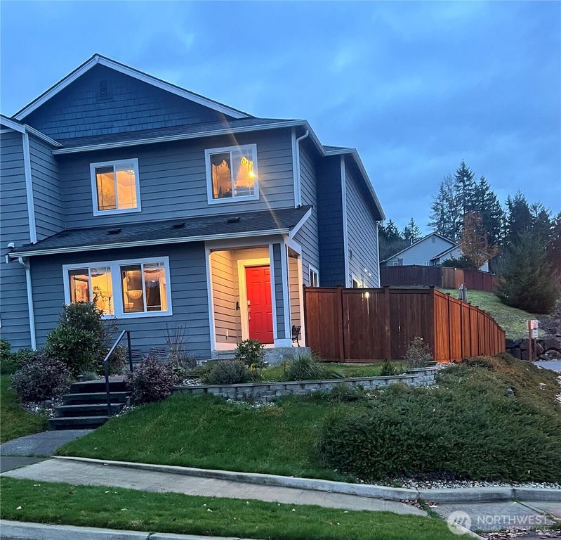 3572 Hoffman Hill Boulevard, Dupont, WA 98327