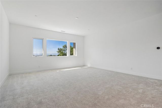 20580 Edgewood Court, Chatsworth, CA 91311