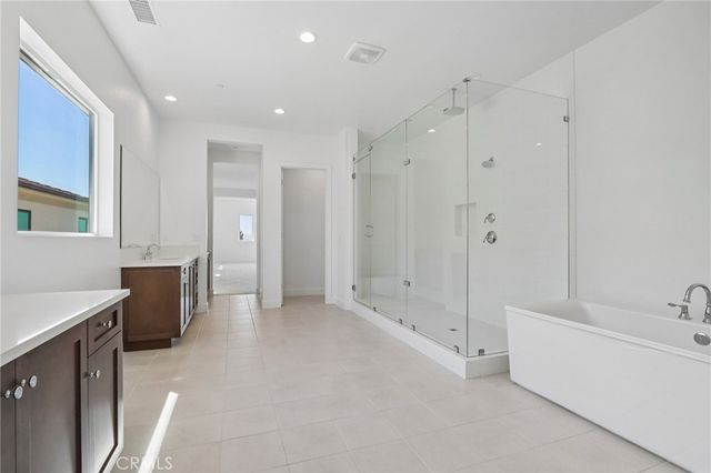 20580 Edgewood Court, Chatsworth, CA 91311