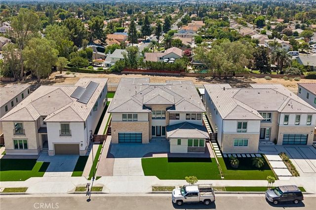 20580 Edgewood Court, Chatsworth, CA 91311