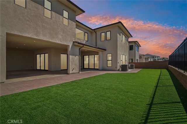 20580 Edgewood Court, Chatsworth, CA 91311