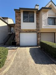 823 W Harwood Road E, Hurst, TX 76054