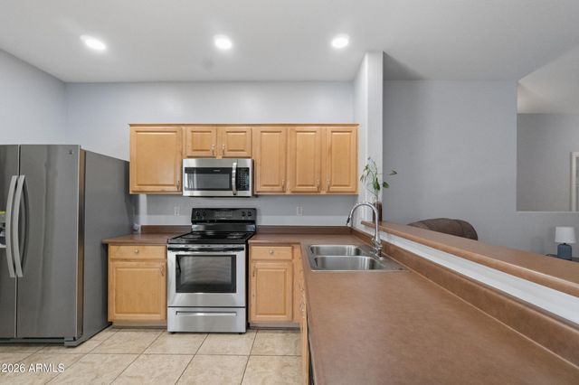 41326 N PARKER Lane, Phoenix, AZ 85086