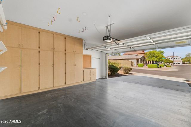 41326 N PARKER Lane, Phoenix, AZ 85086
