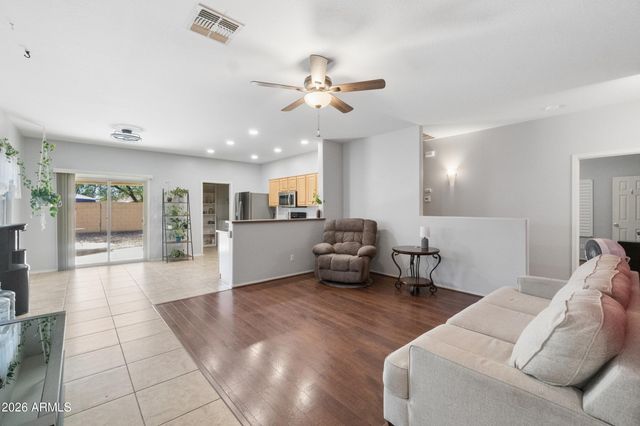 41326 N PARKER Lane, Phoenix, AZ 85086