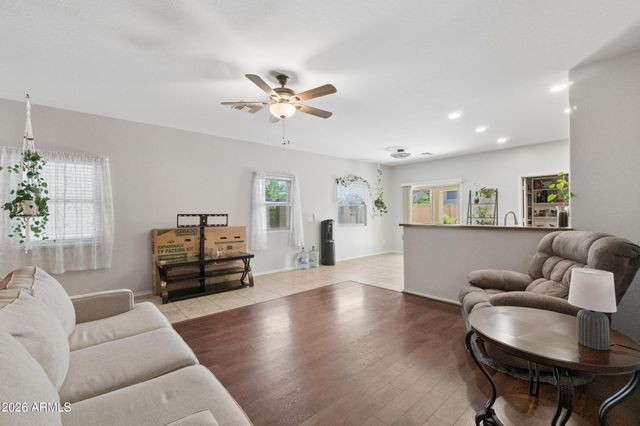41326 N PARKER Lane, Phoenix, AZ 85086