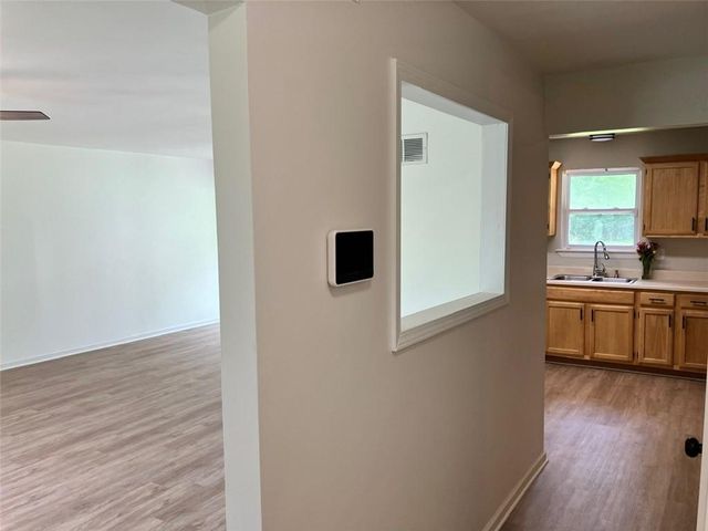 8136 Berger Avenue, Kansas City, KS 66111