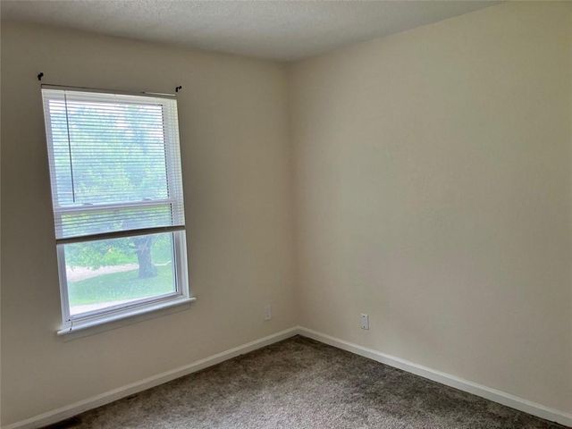 8136 Berger Avenue, Kansas City, KS 66111