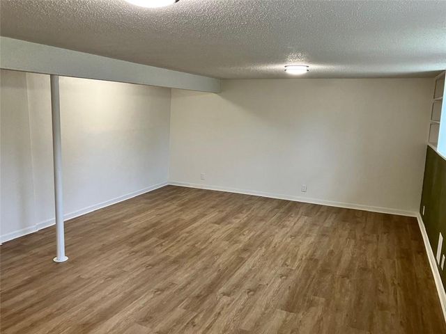 8136 Berger Avenue, Kansas City, KS 66111