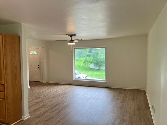 8136 Berger Avenue, Kansas City, KS 66111