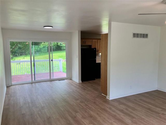8136 Berger Avenue, Kansas City, KS 66111
