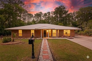 1001 Poppell Drive, Darien, GA 31305