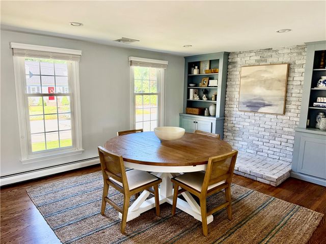 7 Cortland Lane, Smithfield, RI 02828