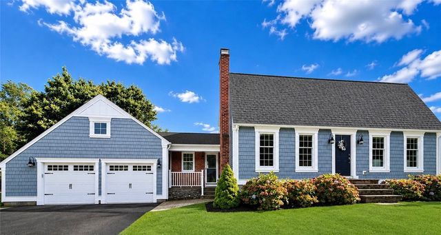 7 Cortland Lane, Smithfield, RI 02828