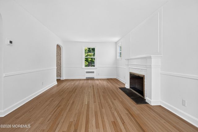 93 N Sunnycrest Drive, Little Silver, NJ 07739