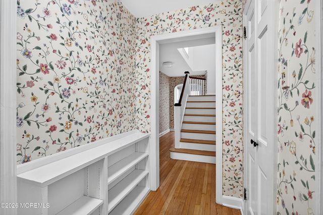 93 N Sunnycrest Drive, Little Silver, NJ 07739