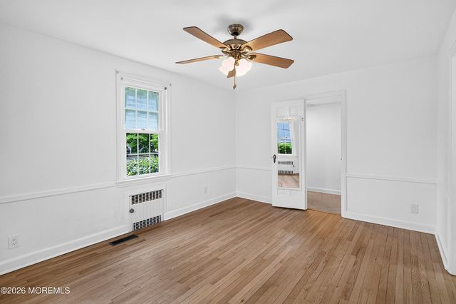 93 N Sunnycrest Drive, Little Silver, NJ 07739