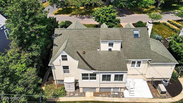 93 N Sunnycrest Drive, Little Silver, NJ 07739