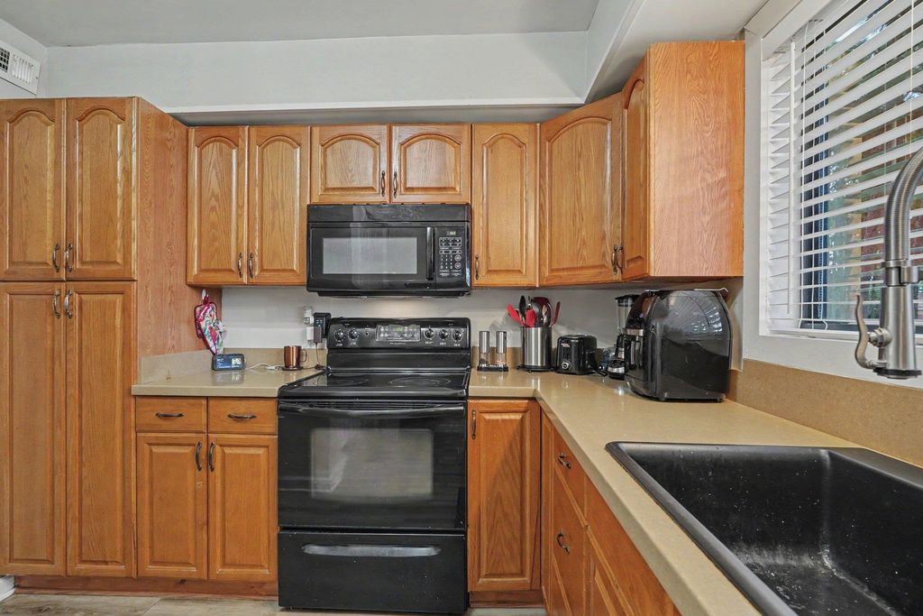 1833 Crooked Pine Dr Apt D3, Myrtle Beach, SC 29575 — photo 5