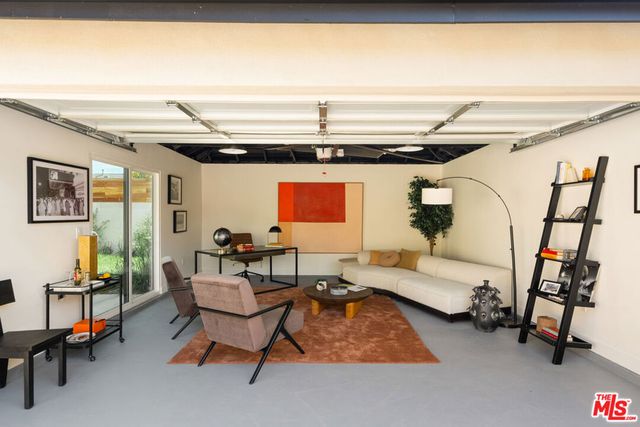 3542 Potomac Avenue, Los Angeles, CA 90016