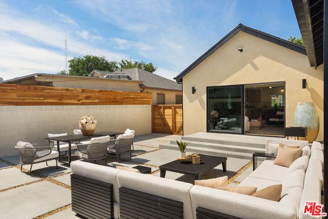 3542 Potomac Avenue, Los Angeles, CA 90016