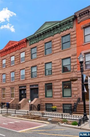 903 Washington Street, Hoboken, NJ 07030