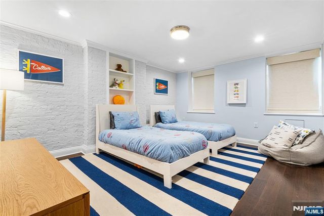 903 Washington Street, Hoboken, NJ 07030