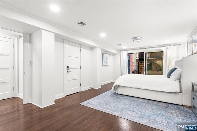 903 Washington Street, Hoboken, NJ 07030