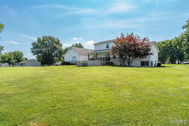 1282 Key West Drive, Edwardsville, IL 62025