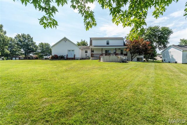 1282 Key West Drive, Edwardsville, IL 62025