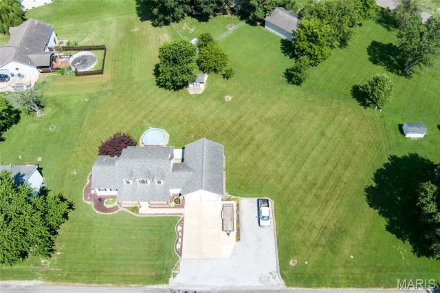 1282 Key West Drive, Edwardsville, IL 62025