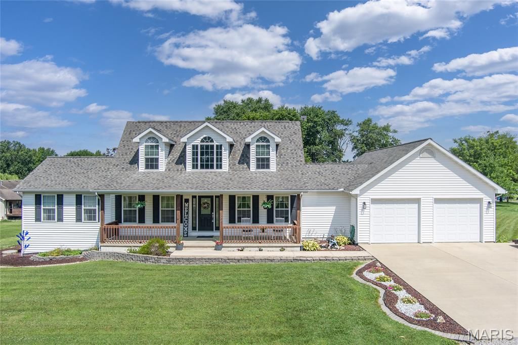1282 Key West Drive, Edwardsville, IL 62025