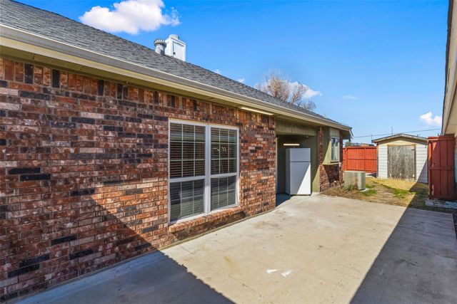 1512 Liberty Lane, Mesquite, TX 75149