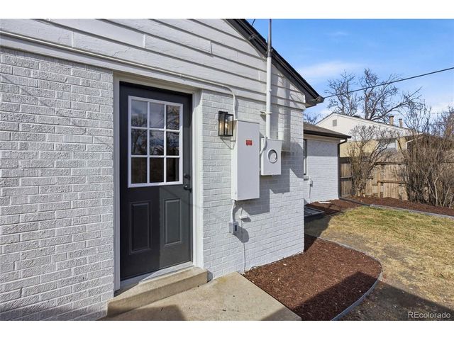 5490 Garrison St, Arvada, CO 80002