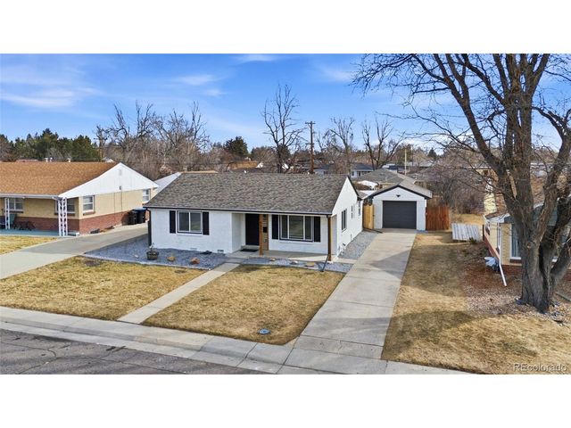 5490 Garrison St, Arvada, CO 80002