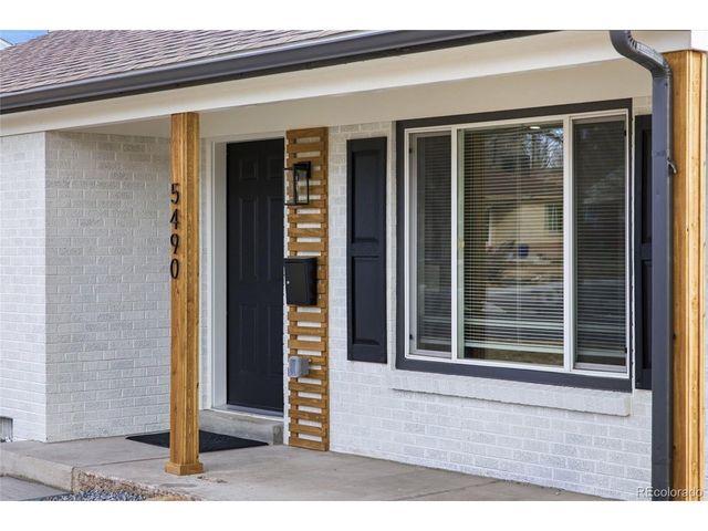 5490 Garrison St, Arvada, CO 80002