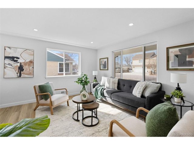 5490 Garrison St, Arvada, CO 80002