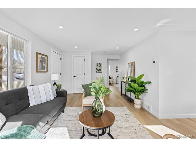 5490 Garrison St, Arvada, CO 80002