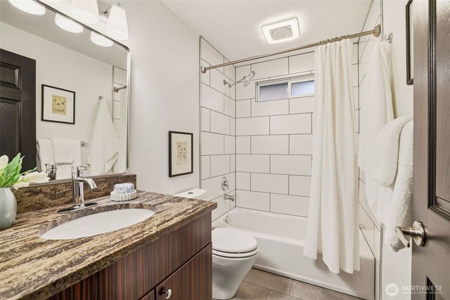 5416 30th Avenue SW, Seattle, WA 98126