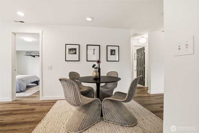 5416 30th Avenue SW, Seattle, WA 98126