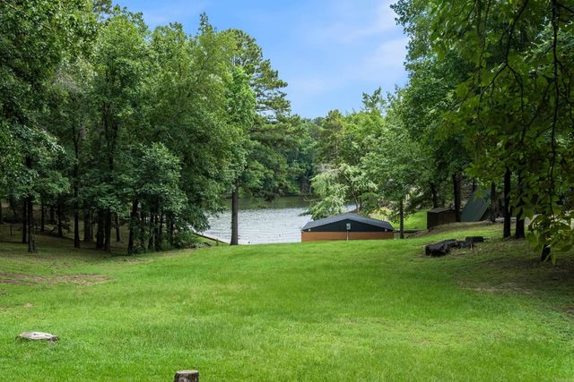 208 Southshore Drive, Hot Springs, AR 71913