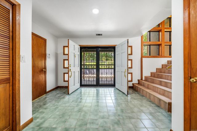 208 Southshore Drive, Hot Springs, AR 71913