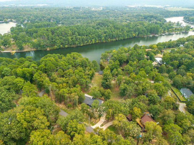 208 Southshore Drive, Hot Springs, AR 71913