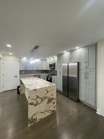 870 Winesap Court 301, Prospect Heights, IL 60070