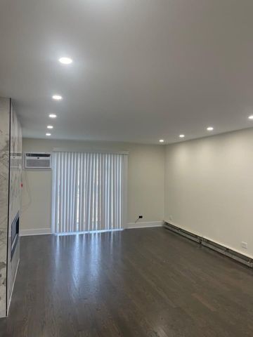 870 Winesap Court 301, Prospect Heights, IL 60070