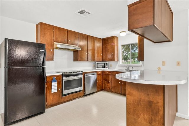 3995 Saddle, Robstown, TX 78380